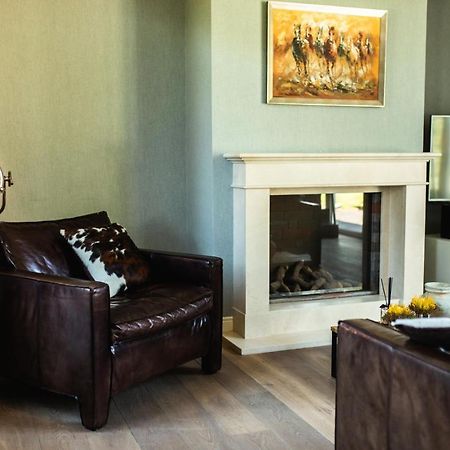 Kolisheide Villa Пеер Екстериор снимка