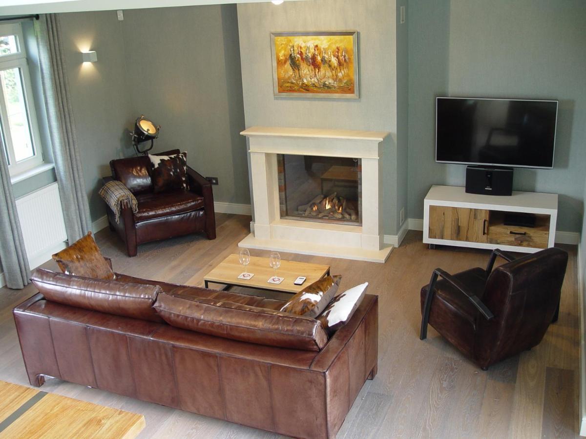 Kolisheide Villa Пеер Екстериор снимка